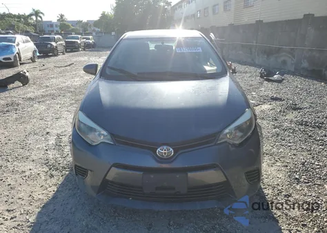 2015 Toyota Corolla L z USA, uszkodzony, nr VIN 2T1BURHE5FC257543